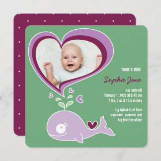 Whimsical Liebe Lila Whale Baby Girl Foto Birth Ankündigung