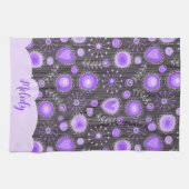 Whimsical lila graues Herz und Blume Blumenname Geschirrtuch (Horizontal)