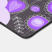 Whimsical lila graues Herz und Blume Blumenname Schreibtischunterlage (Ecke)