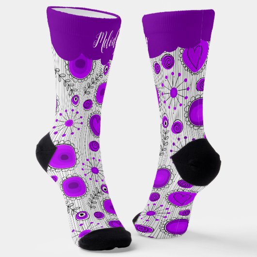 Whimsical lila Herz Blume Blumenname Socken (Gewinkelt)