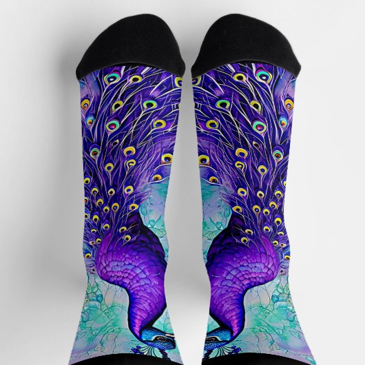 Whimsical Lila Peacock mit Schwanz Feathers Socken (Oben)