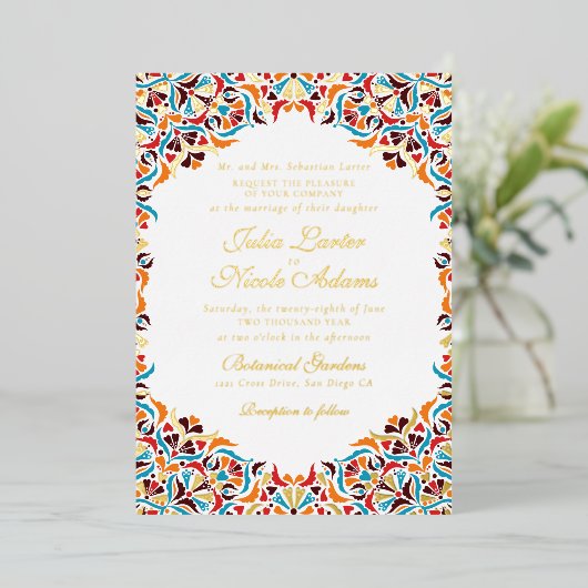 Whimsical Luxury Elfenbein Border Foto Hochzeit Folieneinladung (Stehend vorne)
