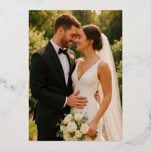 Whimsical Luxus Elfenbein Blumenstrauß Hochzeit Folieneinladung (Rückseite)