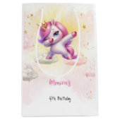 Whimsical magic pink dabbing unicorn Kindergeburts Mittlere Geschenktüte (Vorderseite)