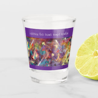 Whimsical Mardi Gras erschoss Glas mit Masken.