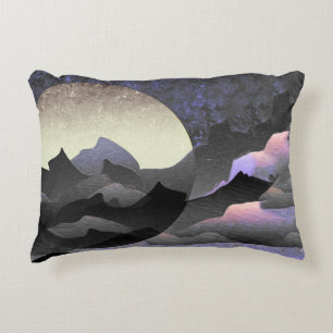 Whimsical Mond und Berge Abstrakte Kunst Dekokissen