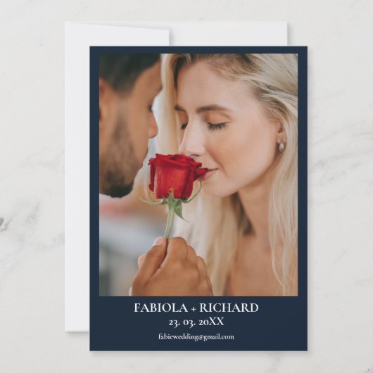 Whimsical Monogram Boho Blue Wildblume Wedding Einladung (Rückseite)