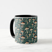 Whimsical Mushroom Pattern Forest Green Tasse (Vorderseite Links)