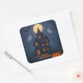 Whimsical Niedlich Spooky Spuk House | Halloween- Quadratischer Aufkleber (Umschlag)
