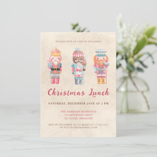 Whimsical Nutcrackers Weihnachtsessen Einladung (Stehend Vorderseite)