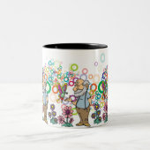 Whimsical Old Man: Butterfly Garden & Bubbles Zweifarbige Tasse (Mittel)