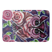 Whimsical Owl auf Blütenzweig Rosa Blau Badematte (Vorderseite)