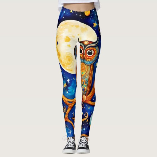 Whimsical Owl Celestis: Sterne, Mond, Planeten Leggings (Vorderseite)
