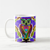 Whimsical Owl KI Kunst mit bunten Federn Kaffeetasse (Links)