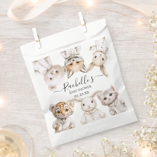 Whimsical Pajama Animals: Soft Pastel Party Accent Geschenktütchen (Ausgeschnitten)