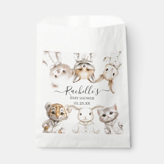 Whimsical Pajama Animals: Soft Pastel Party Accent Geschenktütchen (Vorderseite)