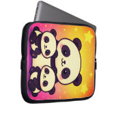 Whimsical Panda Trio in Gradient Dreamscape Laptopschutzhülle (Vorne Rechts)