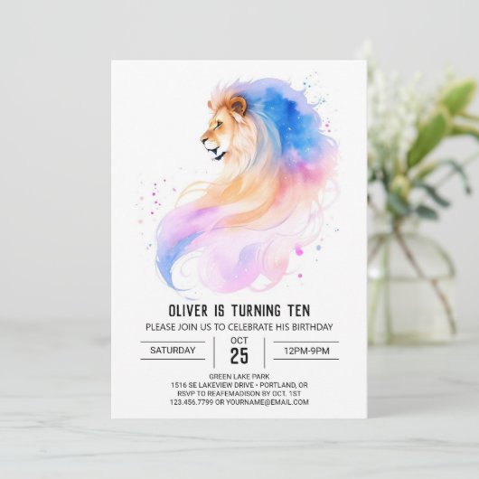 Whimsical Pastel Lion Birthday Einladung (Stehend Vorderseite)
