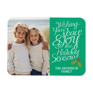 Whimsical Peace and Joy Holly Berry Holiday Foto Magnet