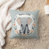Whimsical Peach & Gray Baby Elephant Kissen (Decke)