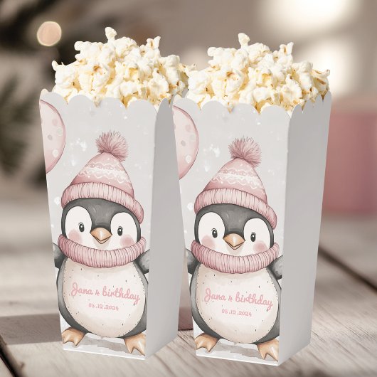 Whimsical Penguin Birthday | Vintag rosa Geschenkschachtel