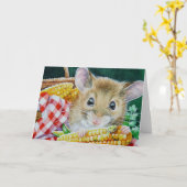 Whimsical Picnic Mouse Eating Cornflora Art Karte (Gelbe Blume)