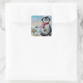 Whimsical Pinguin Ice Angeln Kunst, Dichtung und M Quadratischer Aufkleber (Tasche)