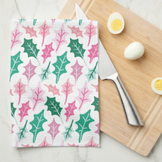 Whimsical Pink and Green Christmas Holly Leaves Geschirrtuch