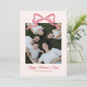 Whimsical Pink Bow Valentine’s Day Photo Card Einladung (Stehend Vorderseite)