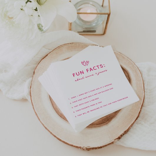 Whimsical Pink Fun Fakten Hochzeit Serviette