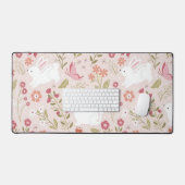 Whimsical Pink Rabbit and Floral Meadow Schreibtischunterlage (Tastatur & Maus)