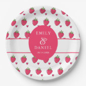 Whimsical Pink Strawberry Wedding Pappteller (Vorderseite)