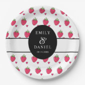 Whimsical Pink Strawberry Wedding Pappteller (Vorderseite)