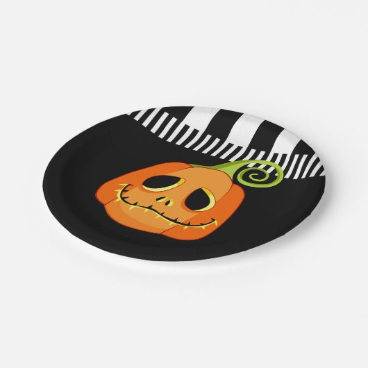 Whimsical Pumpkin-Halloween-Party Pappteller (Schrägansicht)