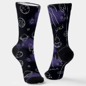 Whimsical Purple Outer Space Seamless Pattern Socken (Gewinkelt)