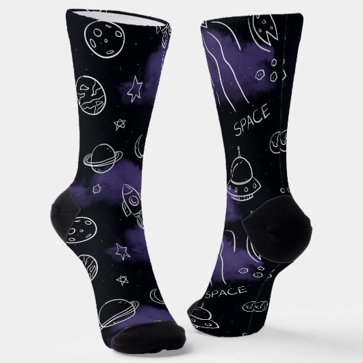 Whimsical Purple Outer Space Seamless Pattern Socken (Gewinkelt)
