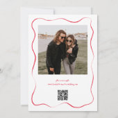 Whimsical Red Doodle Wavy Border Wedding Einladung (Rückseite)