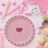 Whimsical Red Doodled Herzen on Soft Pink Pappteller (Party)