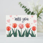Whimsical Red Orange Tulips mit Herz Miss You Karte (Stehend Vorderseite)
