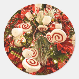 Whimsical Red & White Candy Themed Weihnachtsbaum Runder Aufkleber