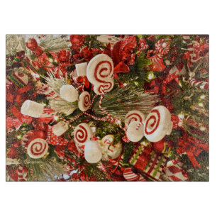 Whimsical Red & White Candy Themed Weihnachtsbaum Schneidebrett