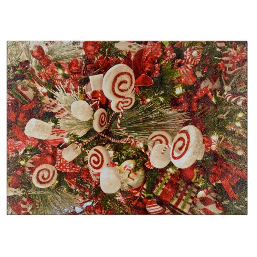 Whimsical Red & White Candy Themed Weihnachtsbaum Schneidebrett (Vorderseite)
