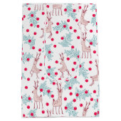 Whimsical Reindeer and Berry Christmas Pattern Mittlere Geschenktüte (Rückseite)