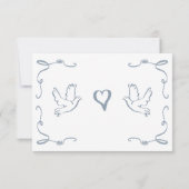 Whimsical Retro Hand Drawn Dusty Blue Wedding RSVP Karte (Rückseite)