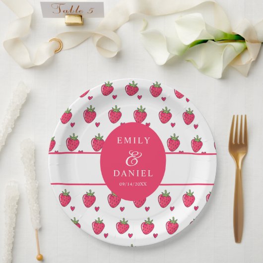 Whimsical-Rosa-Erdbeer-Hochzeit Pappteller (Hochzeit)