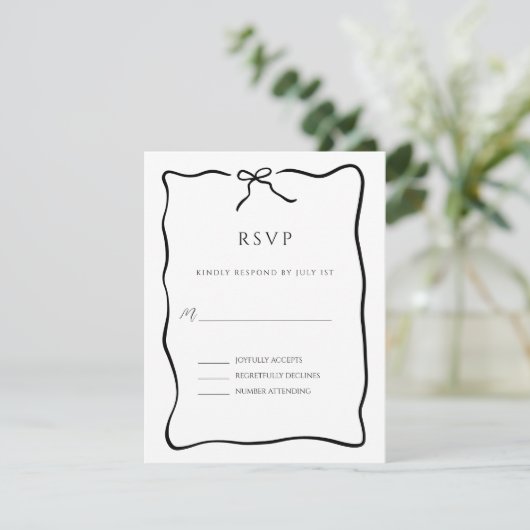 Whimsical Script Border Wedding RSVP Karte (Stehend Vorderseite)