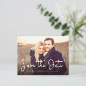 Whimsical Script Foto Wedding Save the Date Ankündigungspostkarte (Stehend Vorderseite)