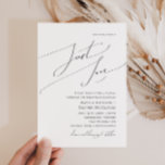 Whimsical Script Nichts Extravagant nur Liebe Hoch Einladung<br><div class="desc">Dieses skurrile Skript nichts extravagant nur Liebe Hochzeitseinladung ist perfekt für Ihre klassische einfache Schwarz-Weiß minimale moderne boho Hochzeit. Das Design besticht durch elegante, delikate und romantische handgeschriebene Kalligraphieschriften mit formaler Shabby Chic-Typografie. Das Aussehen wird bei jeder Hochzeitszeit gut sein: Frühling, Sommer, Herbst oder Winter! Das Produkt ist bearbeitbar und...</div>