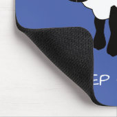 Whimsical Sheep "Sheep Happens" Maus Pad Mousepad (Ecke)