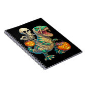 Whimsical Skeleton Riding Mummy T-Rex Halloween Notizblock (Rechte Seite)